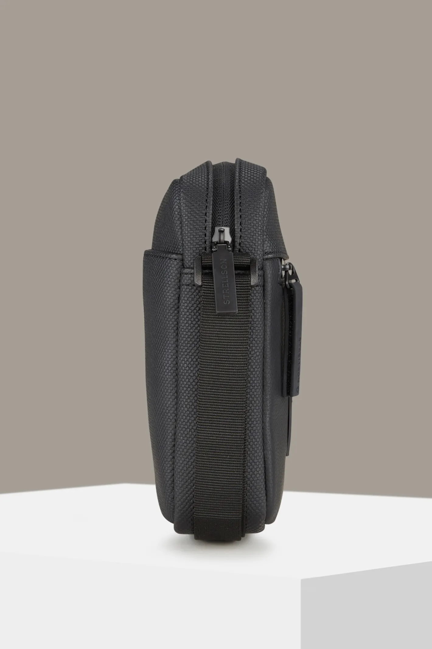 Strellson Schultertasche Westferry Clint,