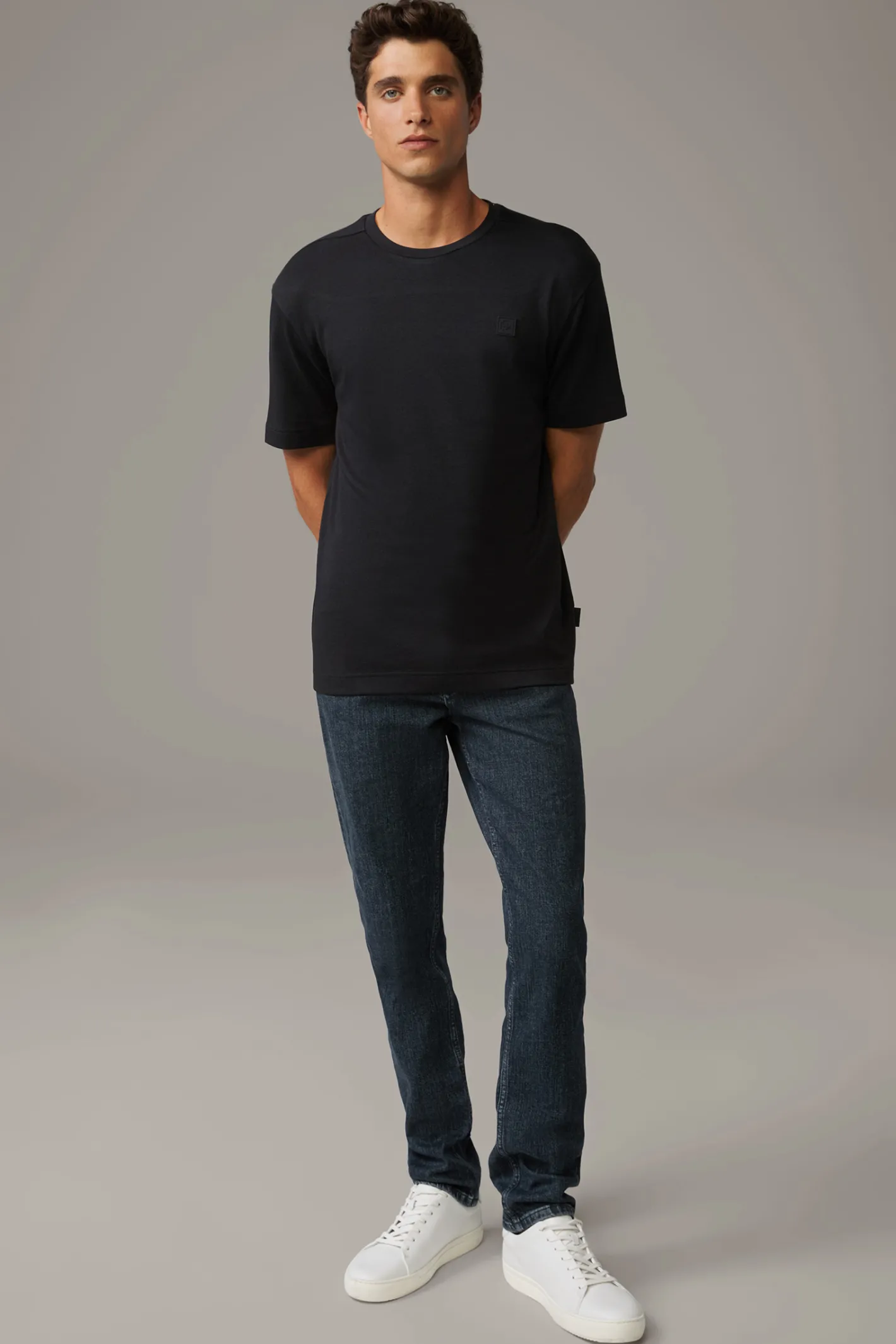 Strellson T-Shirt Artis, schwarz